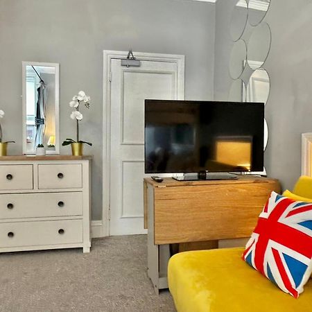 Stay In Edgware Road Guesthouse Londen Buitenkant foto